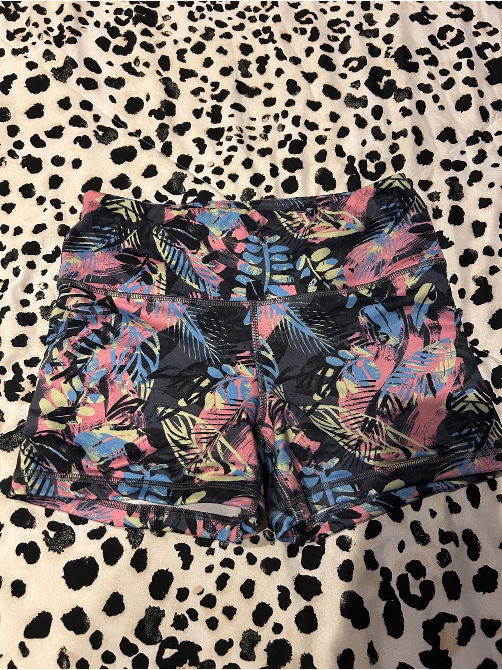 FLEO Tropical Print High-Waist Women’s Active Shorts - Multicolor